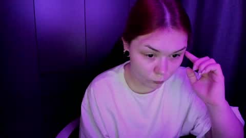 Snapshot of alli_zi chatting on April 27, 7:34 pm Blair online show from April 27, 7:34 pm