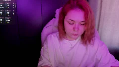 Snapshot of alli_zi chatting on May 15, 9:05 am Blair online show from May 15, 9:05 am