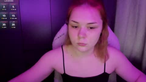 Snapshot of alli_zi chatting on May 24, 9:14 am Blair online show from May 24, 9:14 am