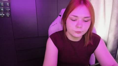 Snapshot of alli_zi chatting on June 11, 8:12 am Blair online show from June 11, 8:12 am