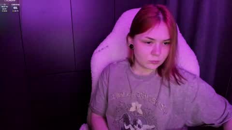 Snapshot of alli_zi chatting on July 3, 5:08 pm Blair online show from July 3, 5:08 pm