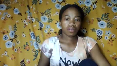 alliciax632770q online show from February 4, 11:42 pm