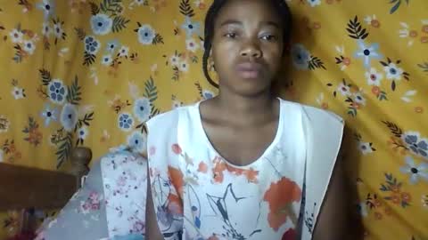 Snapshot of alliciaxsolkus chatting on March 1, 1:40 am alliciaxsolkus online show from March 1, 1:40 am