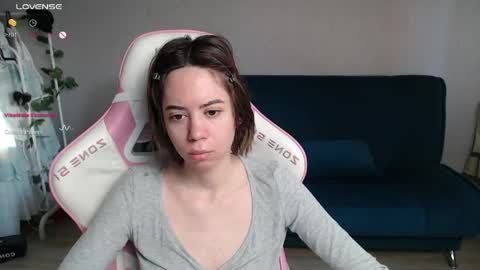 Snapshot of allie_hazie chatting on April 27, 11:36 pm alice online show from April 27, 11:36 pm