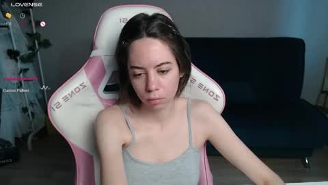 Snapshot of allie_hazie chatting on May 3, 11:55 pm alice online show from May 3, 11:55 pm