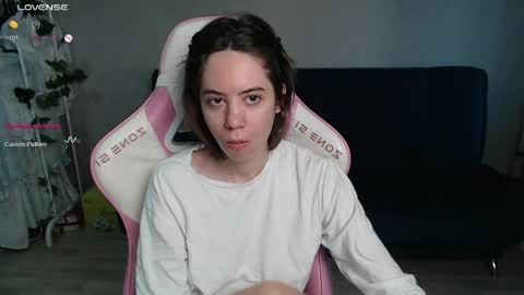 Snapshot of allie_hazie chatting on May 22, 11:10 pm alice online show from May 22, 11:10 pm