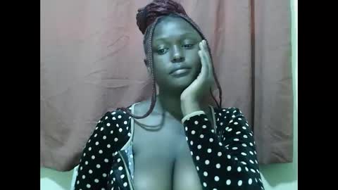 Allie online show from October 17, 8:06 am