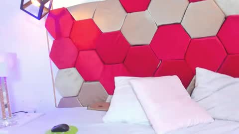 Allison online show from February 10, 1:01 pm