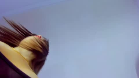 Snapshot of allijadid chatting on March 6, 10:41 am    online show from March 6, 10:41 am