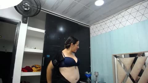 Snapshot of allison_baby20 chatting on November 15, 10:34 am Allison online show from November 15, 10:34 am