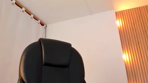 allison_fosther online show from January 10, 4:58 am