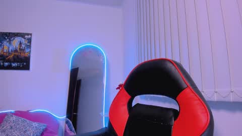 allison_starmodel online show from May 23, 1:22 am