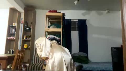 allisonlove2 online show from May 10, 9:31 pm