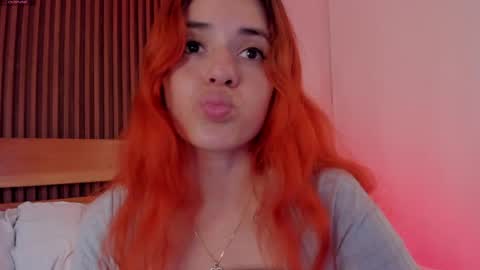 A L L I S S online show from April 4, 7:44 pm