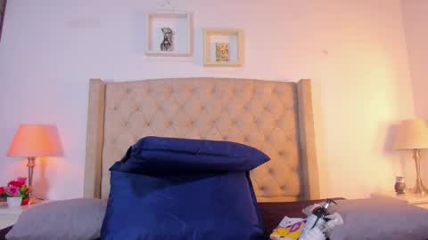 allisson online show from November 6, 12:06 pm