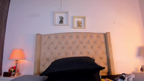 Snapshot of allisson_m chatting on January 17, 12:10 pm allisson online show from January 17, 12:10 pm