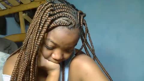 Snapshot of allizida01 chatting on November 21, 8:24 am allizida01 online show from November 21, 8:24 am