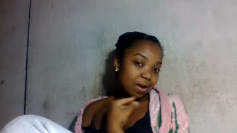 allizida01 online show from June 16, 6:54 pm