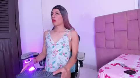 allizonkent online show from July 8, 3:00 am