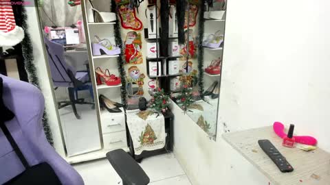 allsson_miller online show from January 4, 1:42 am