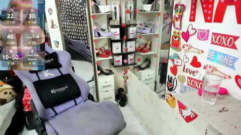 Snapshot of allsson_miller chatting on February 12, 6:14 pm allsson_miller online show from February 12, 6:14 pm