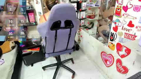 Snapshot of allsson_miller chatting on March 1, 12:56 am allsson_miller online show from March 1, 12:56 am