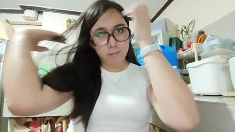Snapshot of alluring_alicia chatting on May 2, 8:41 am Miss Alicia online show from May 2, 8:41 am