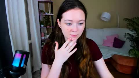 alluringeyess online show from September 22, 12:18 pm