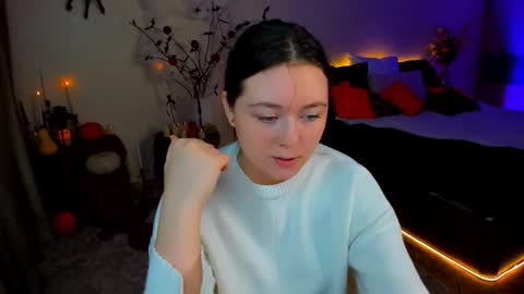 alluringeyess online show from October 28, 10:08 am