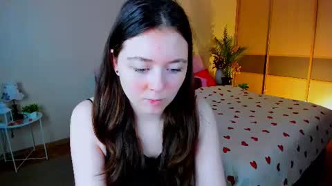 Snapshot of alluringeyess chatting on July 13, 11:35 am alluringeyess online show from July 13, 11:35 am