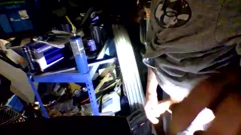 allwolf0323 online show from December 17, 7:47 am