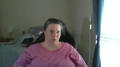Snapshot of ally12334 chatting on April 10, 11:42 pm ally12334 online show from April 10, 11:42 pm