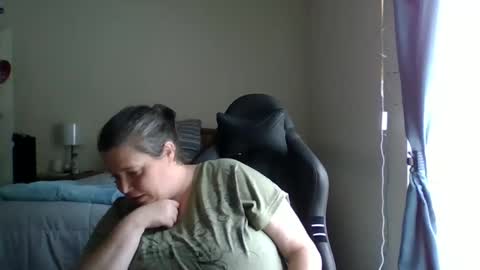 Snapshot of ally12334 chatting on May 1, 10:14 pm ally12334 online show from May 1, 10:14 pm