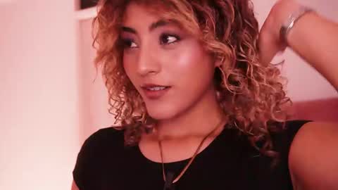 ally_summer online show from February 8, 3:43 am