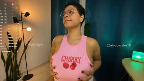 Snapshot of allygonzalez18 chatting on May 17, 6:15 pm Ally online show from May 17, 6:15 pm