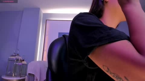 Alisson online show from March 11, 10:40 am