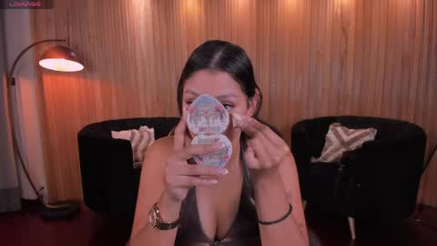 Snapshot of allyjensen chatting on June 8, 10:26 am Alisson online show from June 8, 10:26 am