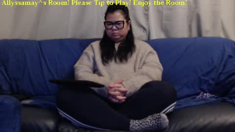 Allyssamay online show from February 21, 3:45 am