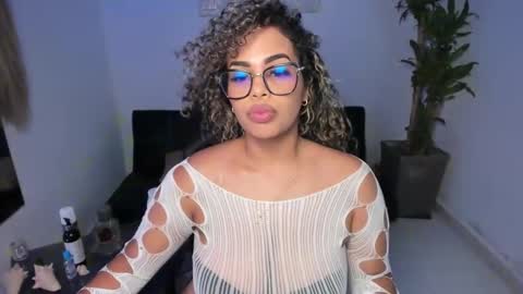 allyssann online show from March 12, 10:50 pm