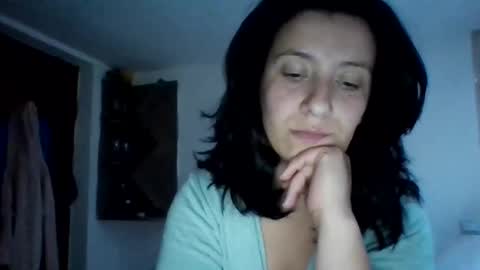 Snapshot of alma_amy chatting on October 26, 9:53 pm Alma online show from October 26, 9:53 pm