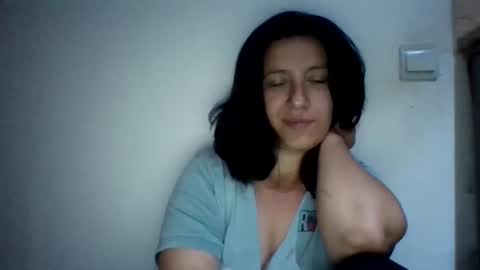 Snapshot of alma_amy chatting on October 30, 9:26 pm Alma online show from October 30, 9:26 pm
