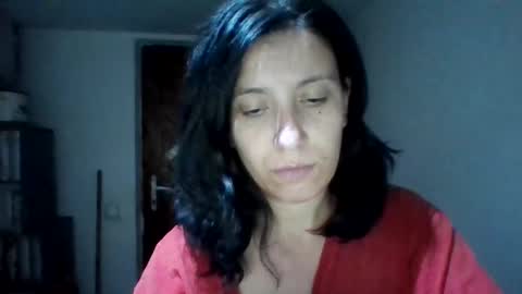 Snapshot of alma_amy chatting on October 31, 9:16 pm Alma online show from October 31, 9:16 pm