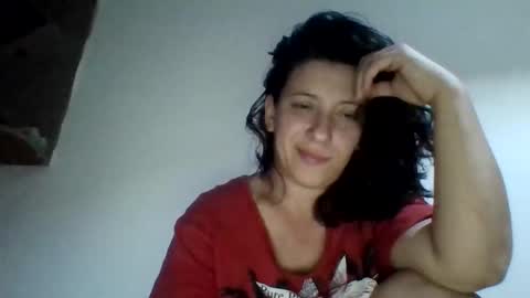 Snapshot of alma_amy chatting on November 27, 9:28 pm Alma online show from November 27, 9:28 pm