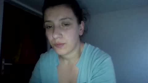 Snapshot of alma_amy chatting on January 12, 8:03 pm Alma online show from January 12, 8:03 pm