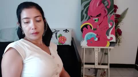 alma_art_ online show from February 10, 1:53 am