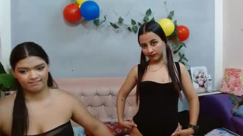 Snapshot of alma_meza chatting on July 6, 3:03 pm alma_meza online show from July 6, 3:03 pm