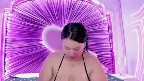 Snapshot of alma_rivers chatting on May 1, 11:37 am alma_rivers online show from May 1, 11:37 am