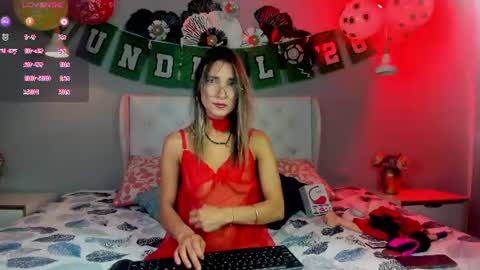 alma_rose_ online show from July 1, 2:35 am