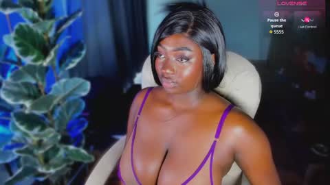 Snapshot of almaahotxxx chatting on June 11, 2:26 pm almaahotxxx online show from June 11, 2:26 pm