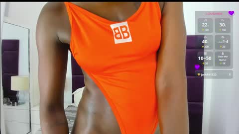   online show from December 10, 8:05 pm